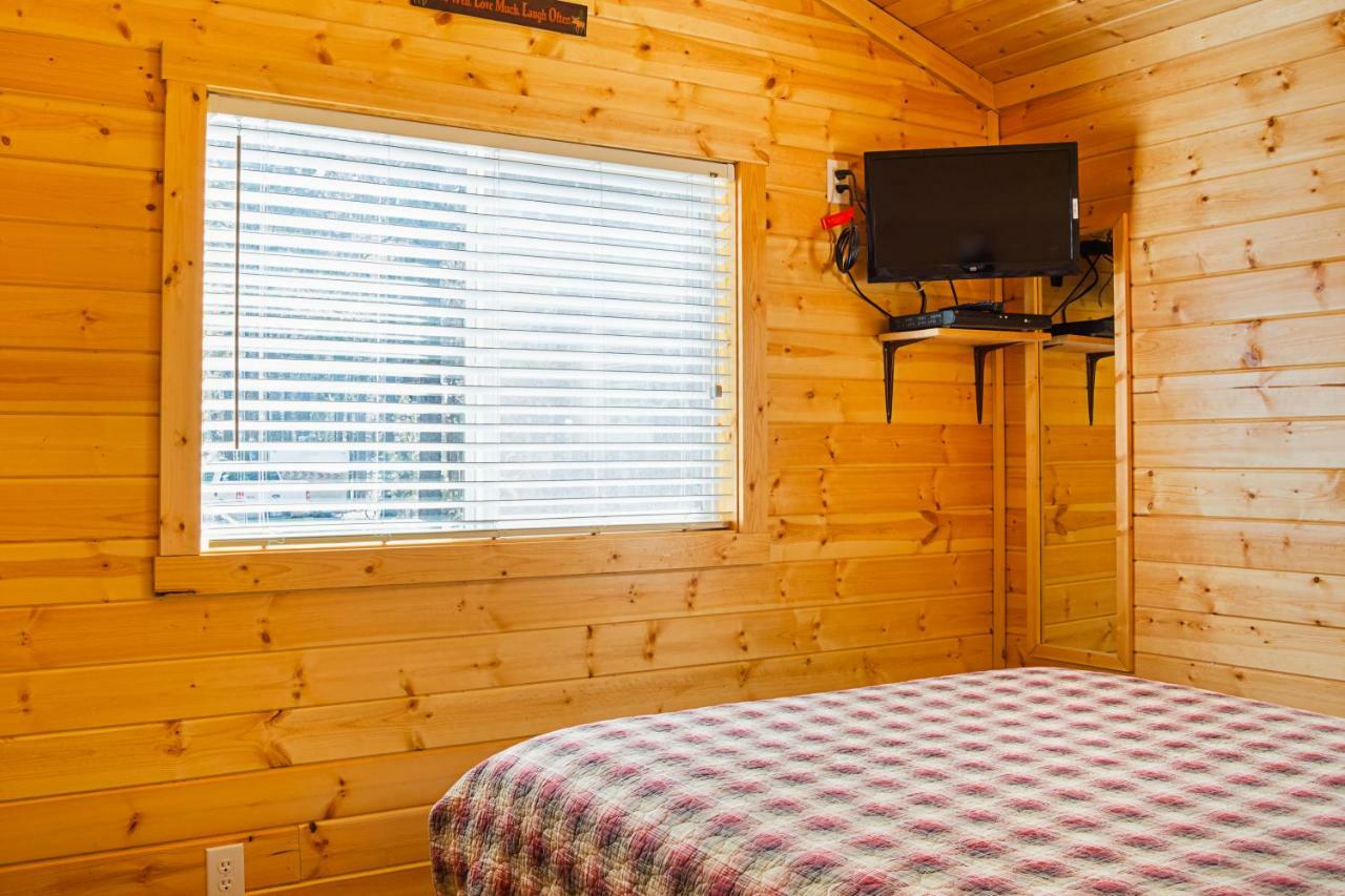 Bend-Sunriver Camping Resort Cottage 1 Екстер'єр фото